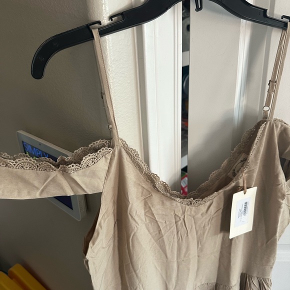 Boho tiered lace insert Maxi Dress - Picture 2 of 4